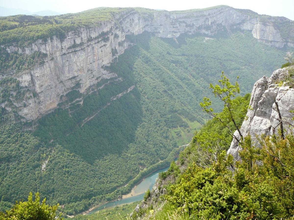 L'Echappee En Vercors Choranche المظهر الخارجي الصورة